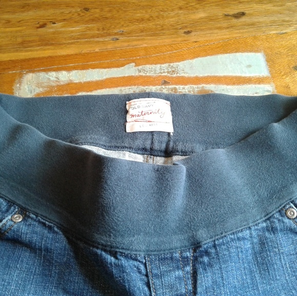 Maternity Jeans - Picture 2 of 8